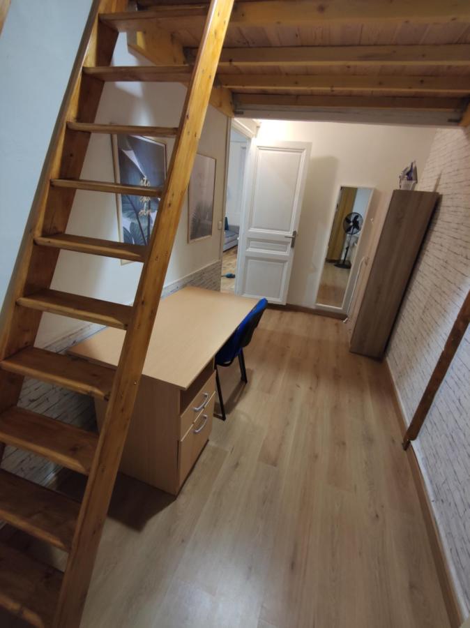 Апартаменти Joli T2 Proche Vieux-Port, Terrasses Du Port Et Metro Joliette Марсель Екстер'єр фото
